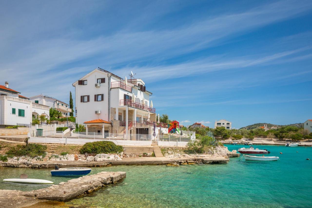 Apartments Villa Zrinka - Last Season Ever! Rogoznica  Luaran gambar