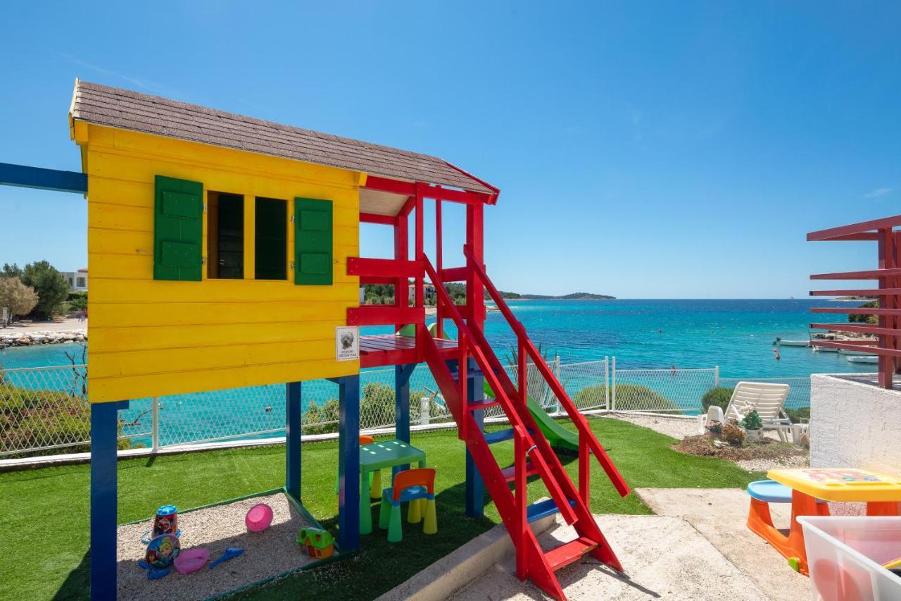 Apartments Villa Zrinka - Last Season Ever! Rogoznica  Luaran gambar